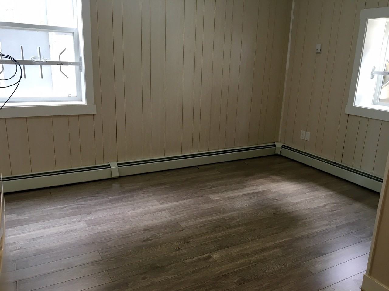 211 12th Avenue SW - Photo 3 of 10