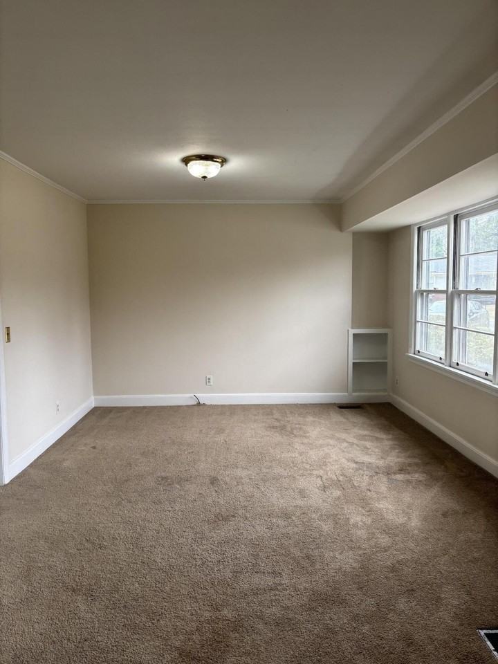 232 Pinckney St - Photo 4 of 50