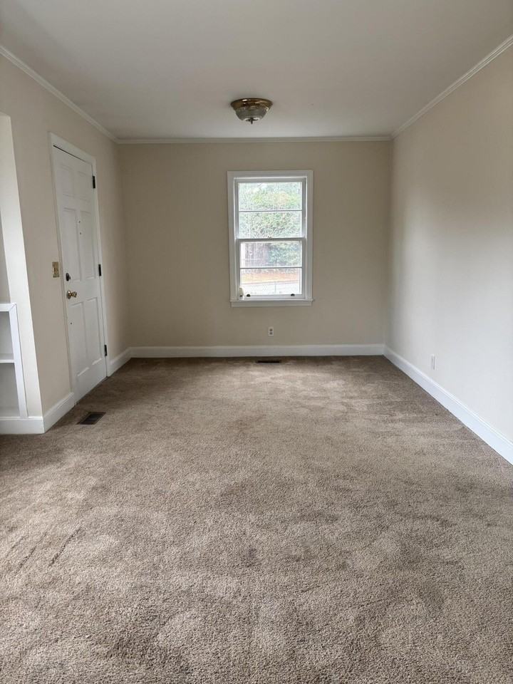 232 Pinckney St - Photo 7 of 50