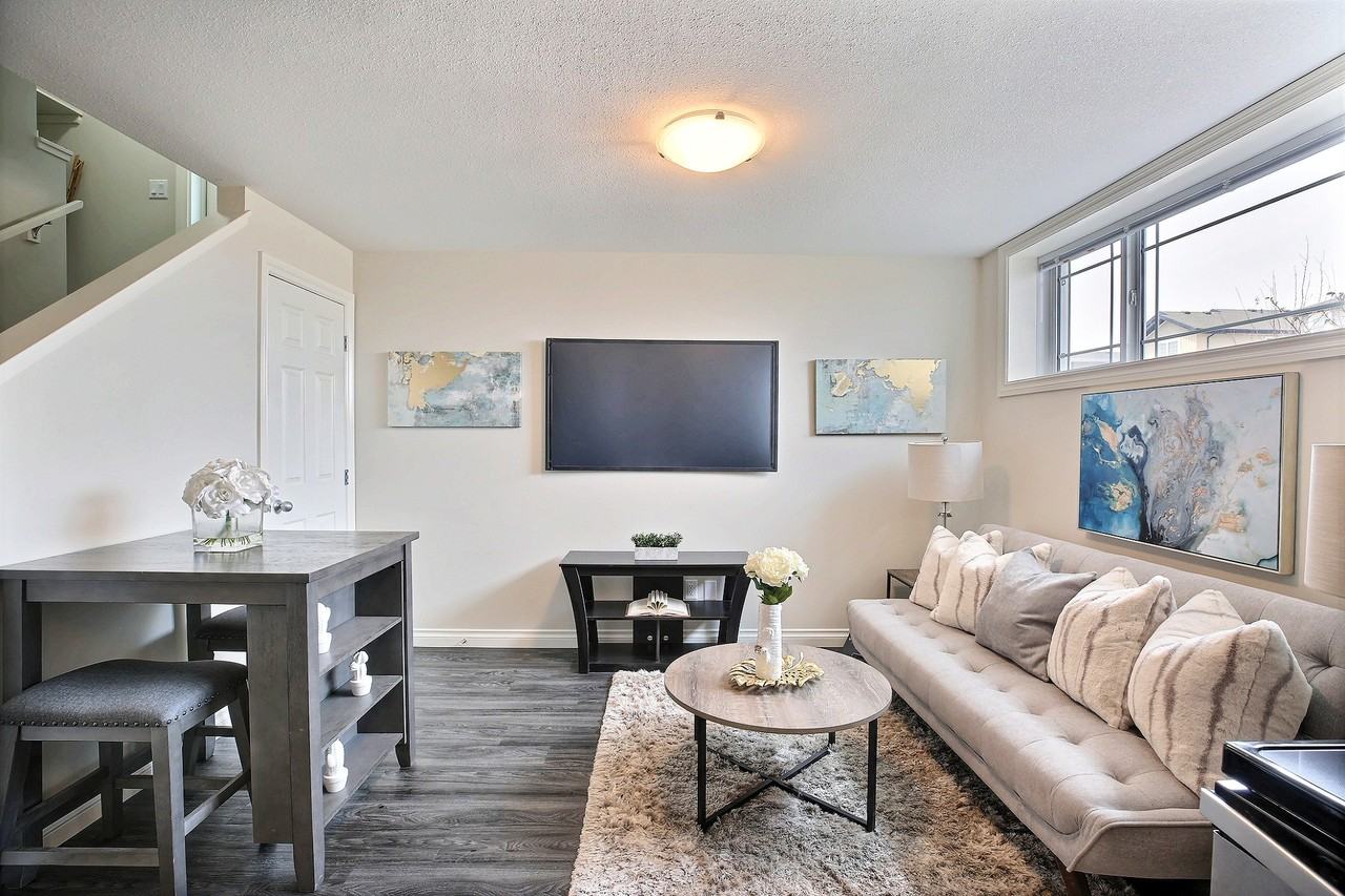 East 1 - Copeland Road Duplex Units - Photo 3 of 8