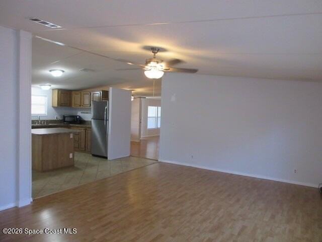 1612 Cocoa Bay Blvd - Photo 4 of 10