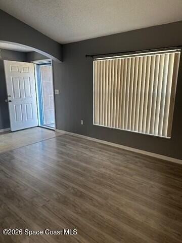 260 Christensen Ave Se - Photo 7 of 33