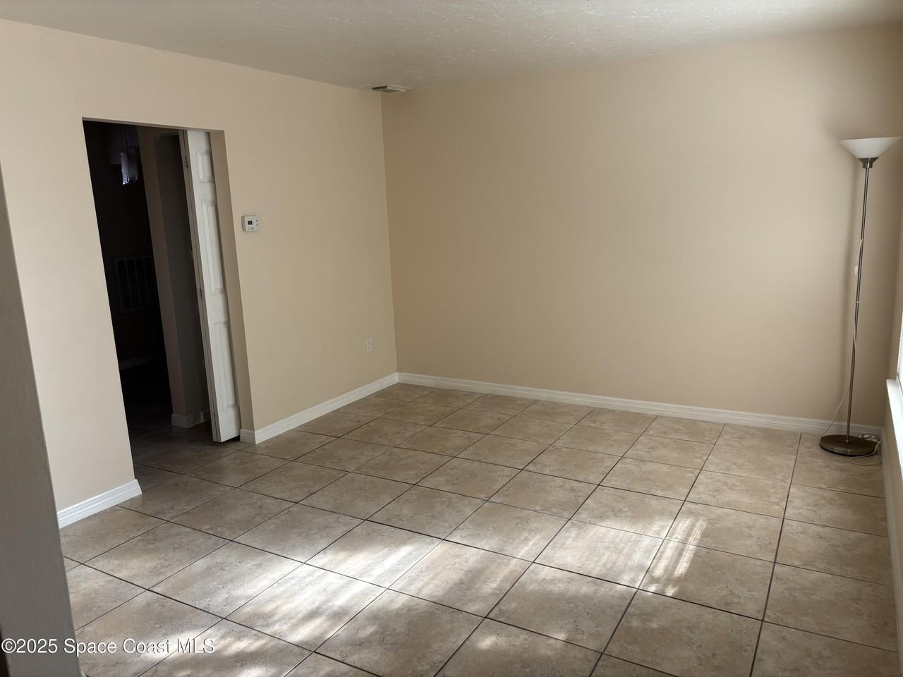 264 Canaveral Beach Blvd - Photo 4 of 25