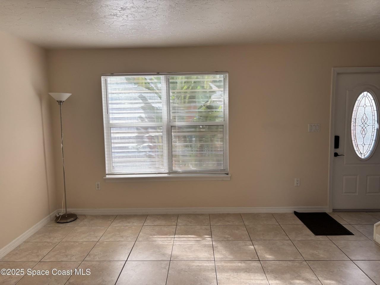 264 Canaveral Beach Blvd - Photo 5 of 25