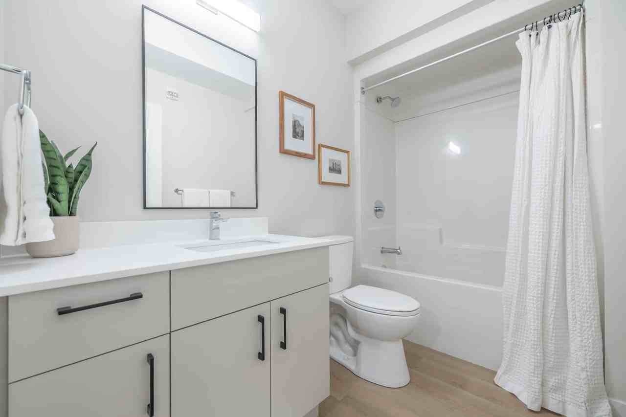 333 Wardlaw Avenue - Photo 6 of 27
