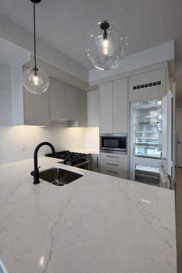 8417 Broadcast Ave Sw - Photo 5 of 26