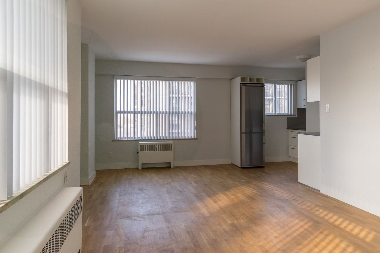 99 Tyndall Avenue - Photo 5 of 50