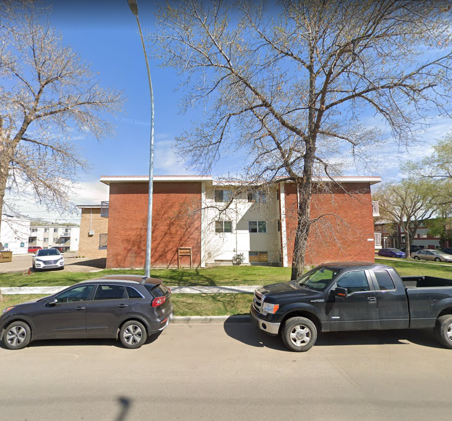 10604 114 St Nw - Photo 2 of 50