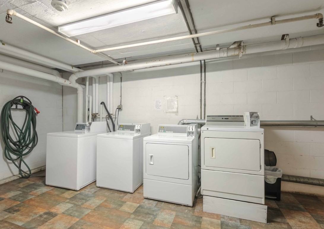 Winston Apartments - Photo 3 of 9