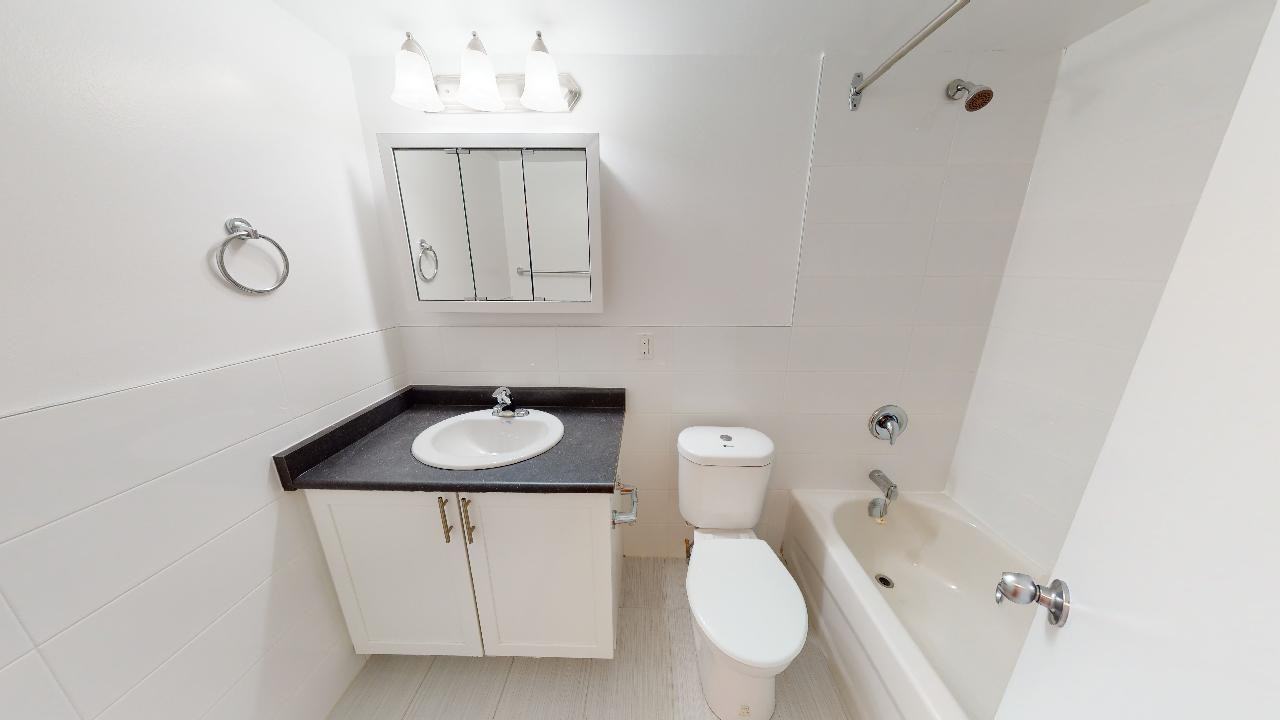 170 Dudley Ave - Photo 3 of 7