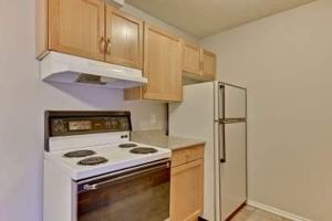 featured image of 15616 100 Ave Nw