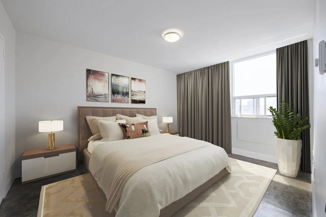 6151 Bathurst St - Photo 4 of 9