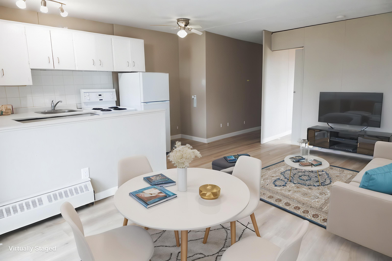 Grapes Manor - Photo 3 of 15