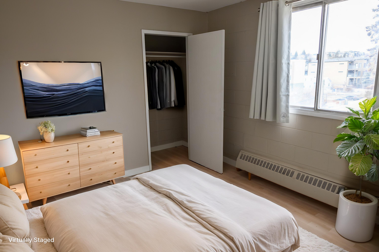 Grapes Manor - Photo 6 of 15