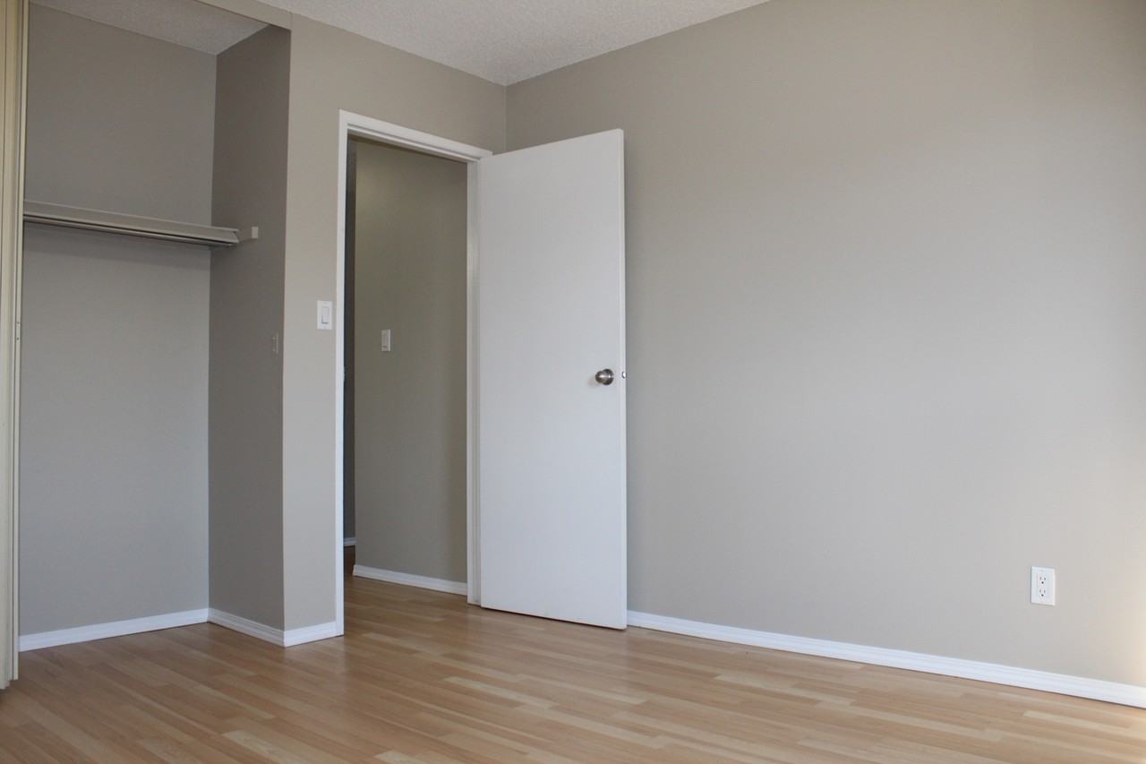 Diane Apartments 2 - Photo 5 of 10