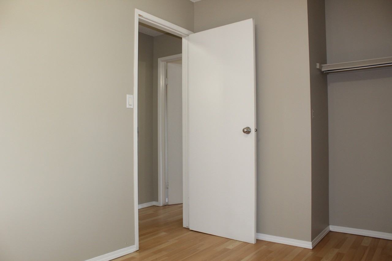 Diane Apartments 2 - Photo 6 of 10