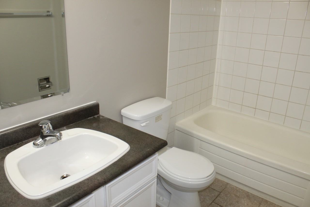 Diane Apartments 2 - Photo 7 of 10