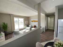 featured image of 135 Avenue W S