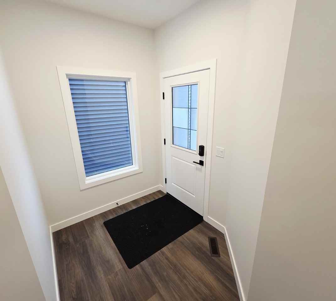 188 Sora Terrace SE - Photo 3 of 33