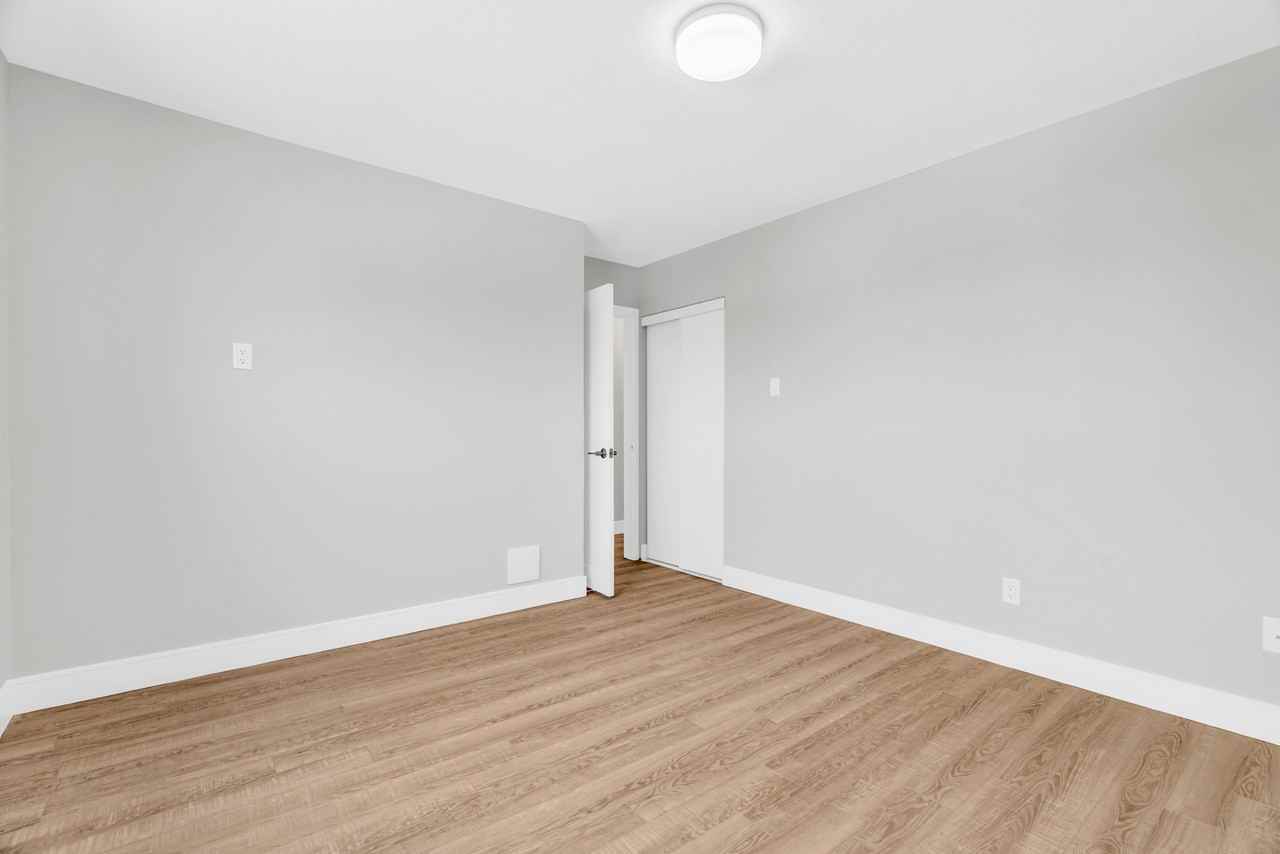 1220 Hamilton St. - Photo 4 of 37