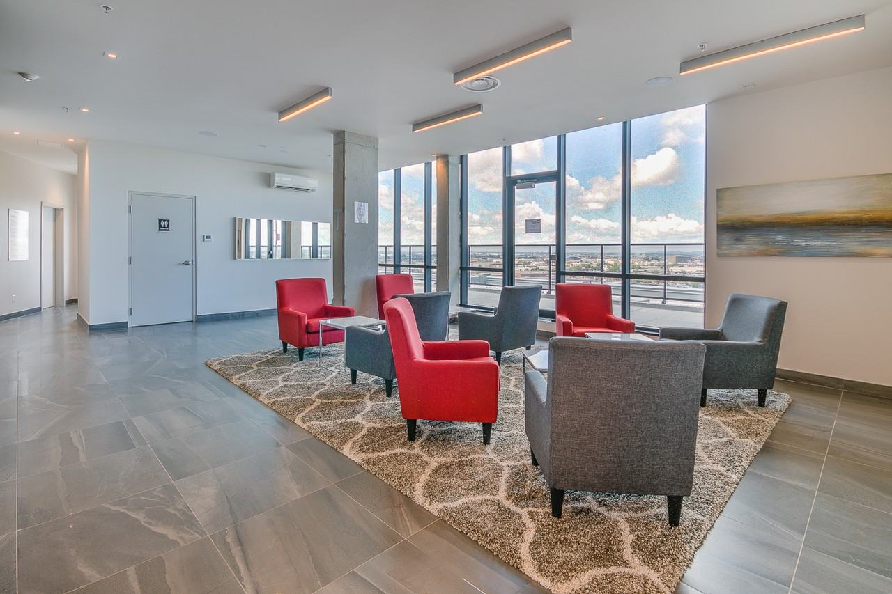 Vue Apartments - Photo 4 of 34