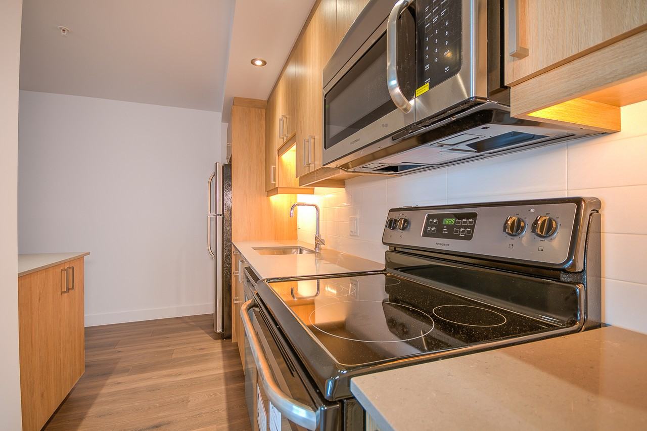 Vue Apartments - Photo 6 of 34