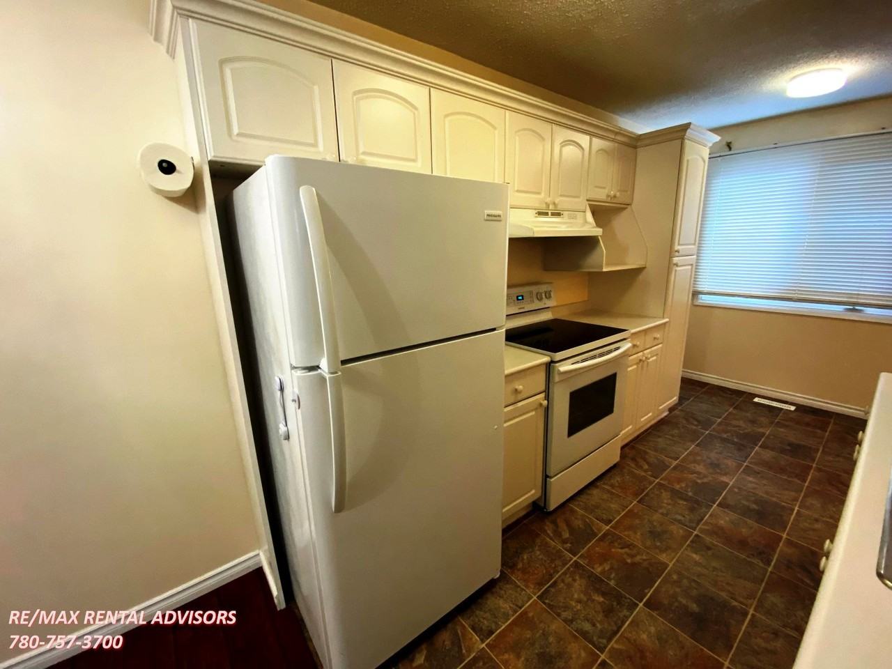 206 Callingwood Two Northwest - Photo 3 of 19