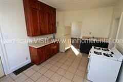 365 Sherburne Ave - Photo 2 of 7