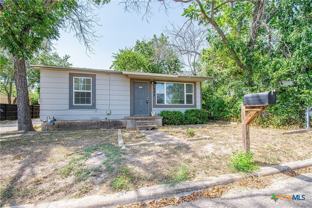 202 E Carpenter Ave - Photo 1 of 1