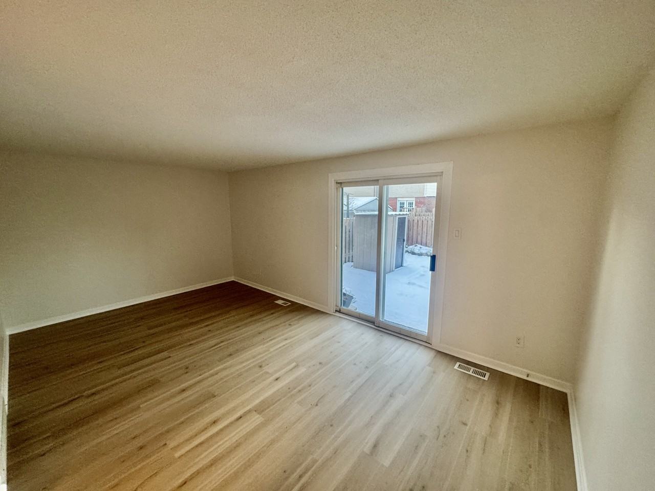 1466 Heatherington Rd - Photo 2 of 11