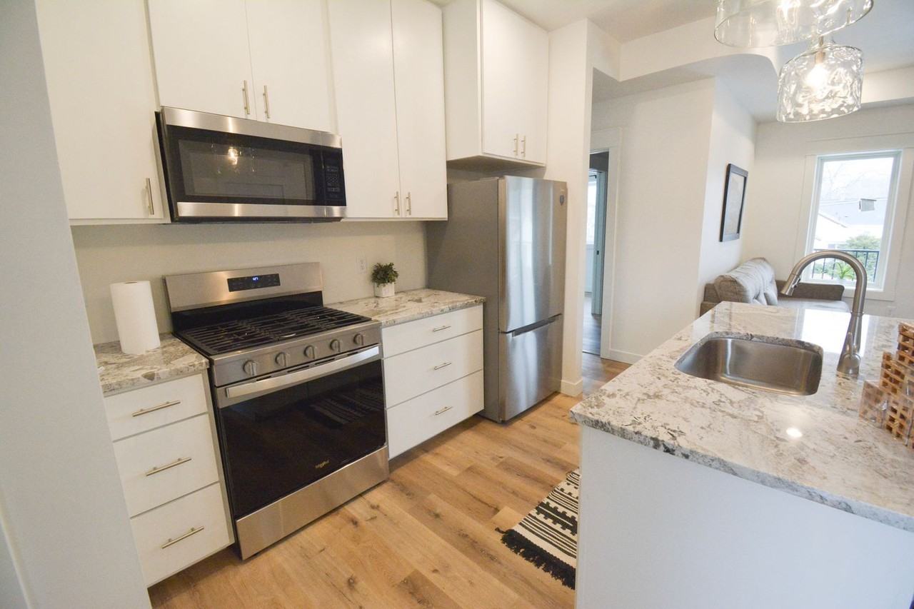 1204 2nd Ave Nw - Photo 6 of 13