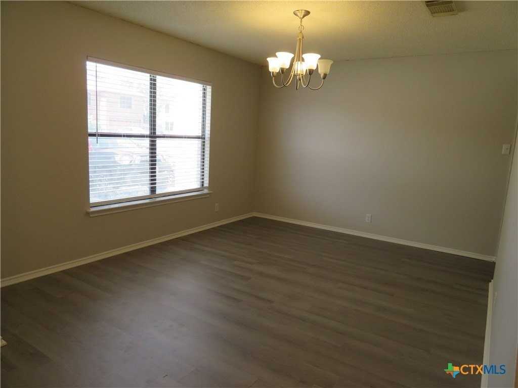 1093 Stone Br - Photo 4 of 29