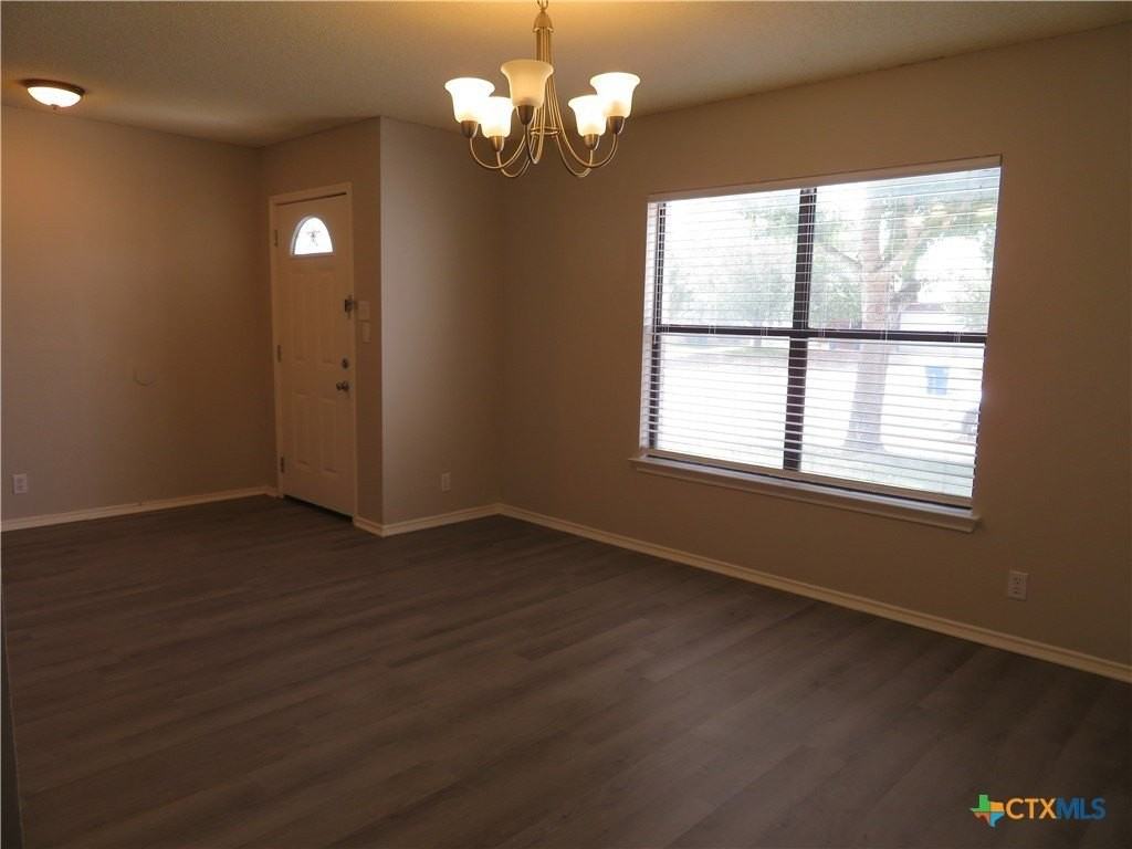 1093 Stone Br - Photo 5 of 29