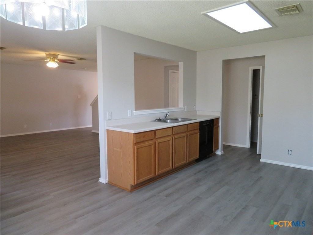 1093 Stone Br - Photo 7 of 29