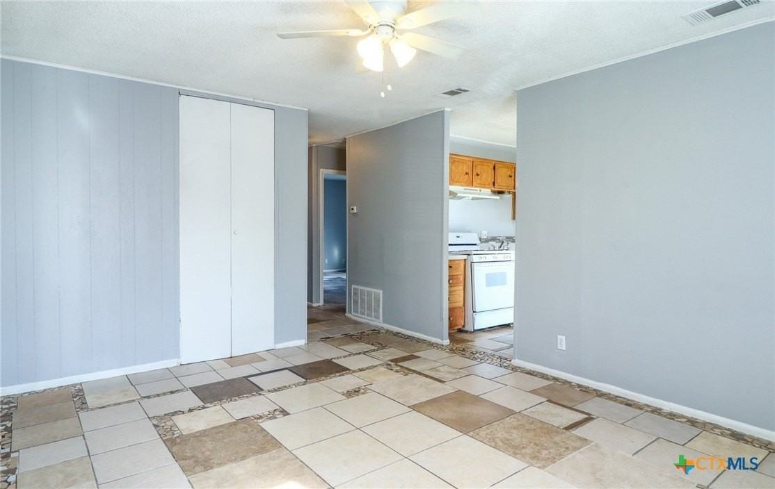 1309 Greenwood Ave - Photo 5 of 20