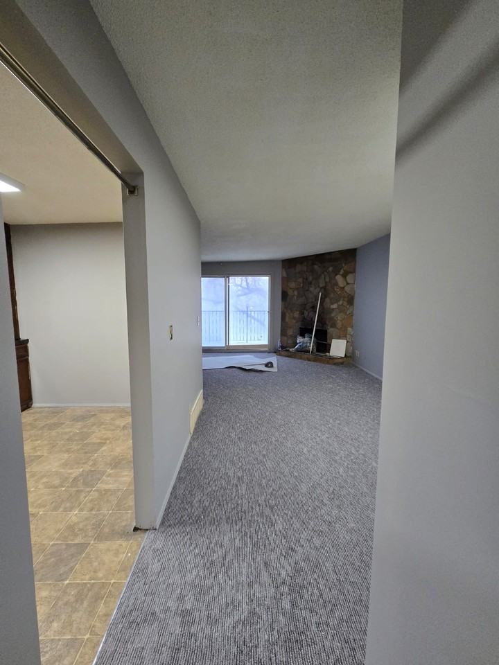 1319 25 Street SE - Unit A - Photo 5 of 16