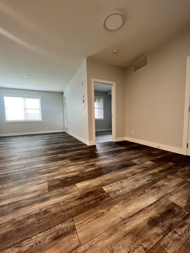 85th & Park - Photo 5 of 43