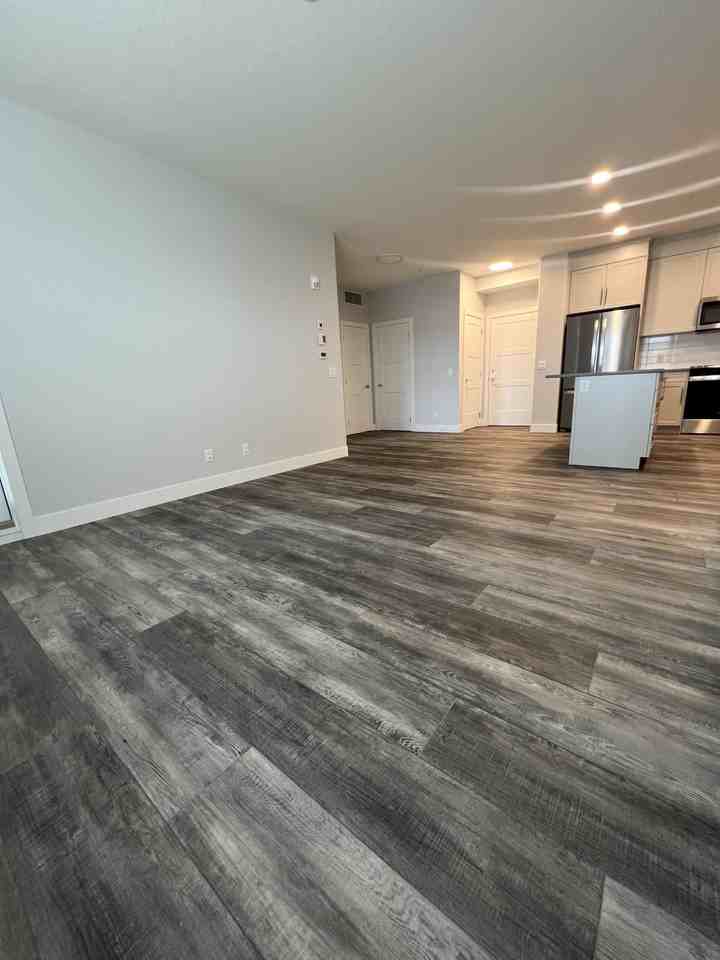 85th & Park - Photo 7 of 20
