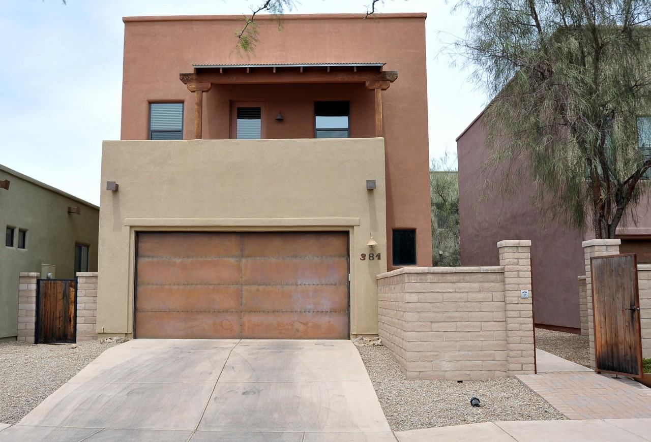 381 E Calderwood Rd - Photo 2 of 50