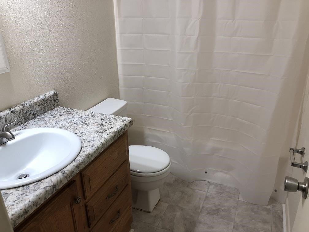 4110 Brewster Rd Unit A - Photo 5 of 9