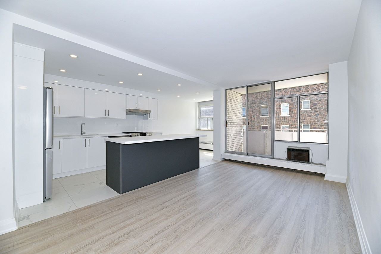 55 Montclair Ave - Photo 4 of 11