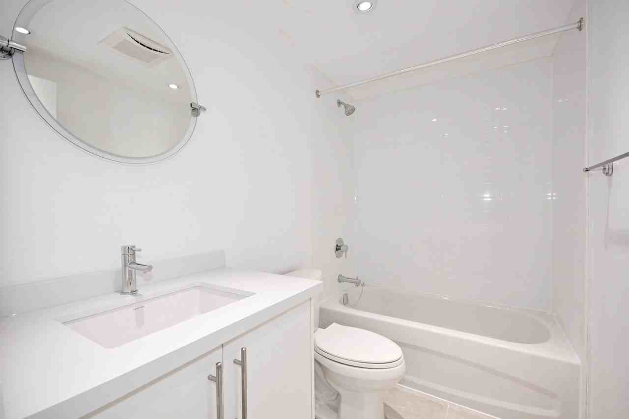 55 Montclair Ave - Photo 7 of 11