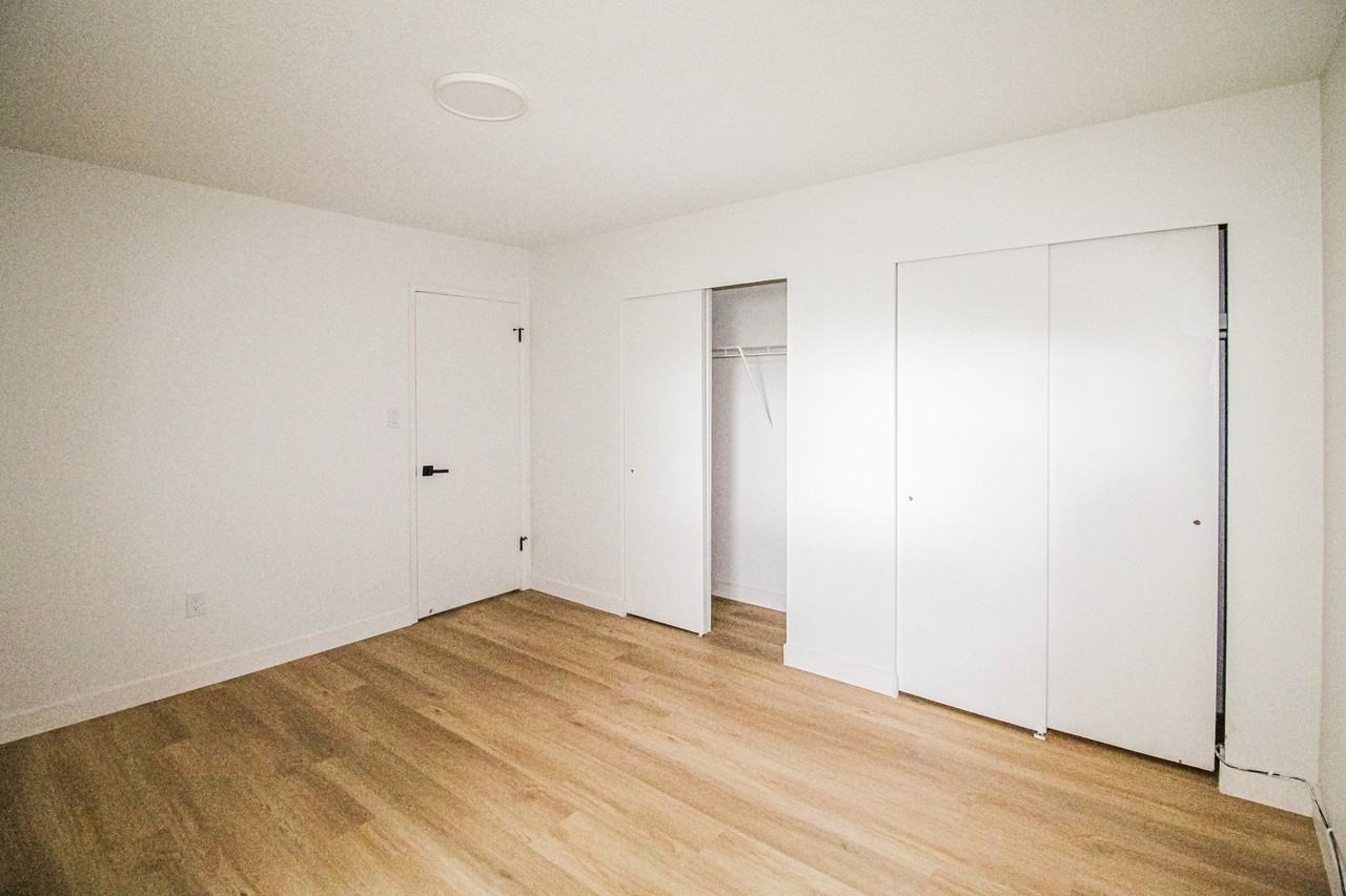 NAIT - 11936 104 St NW - Photo 4 of 14