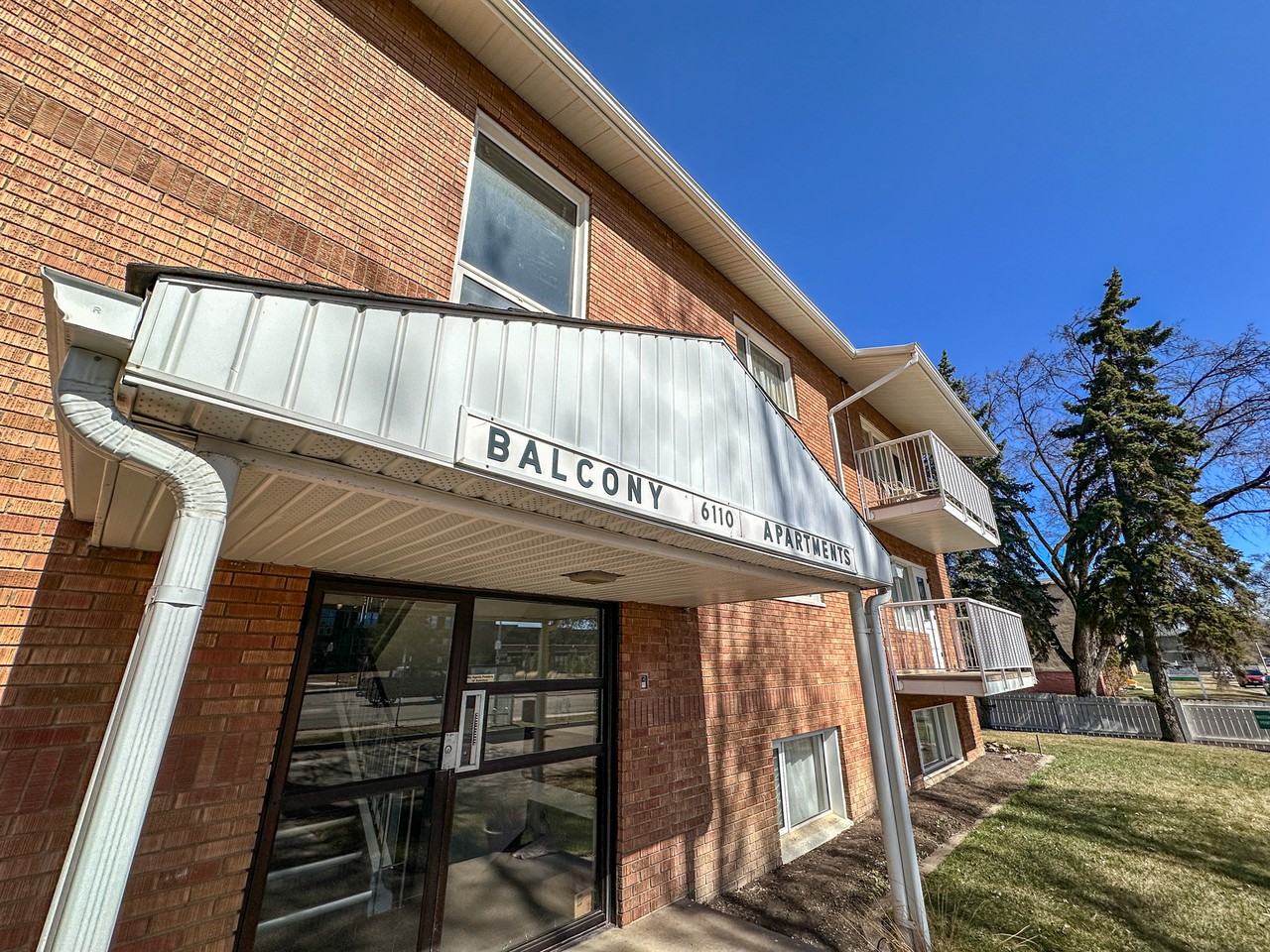 Balcony Apartments - 6110 118th - Photo 7 of 11