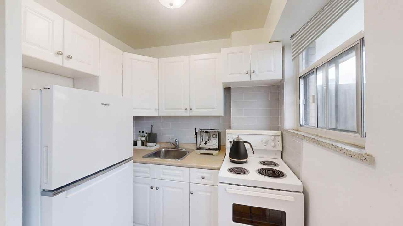 267 St. George Street - Photo 5 of 8