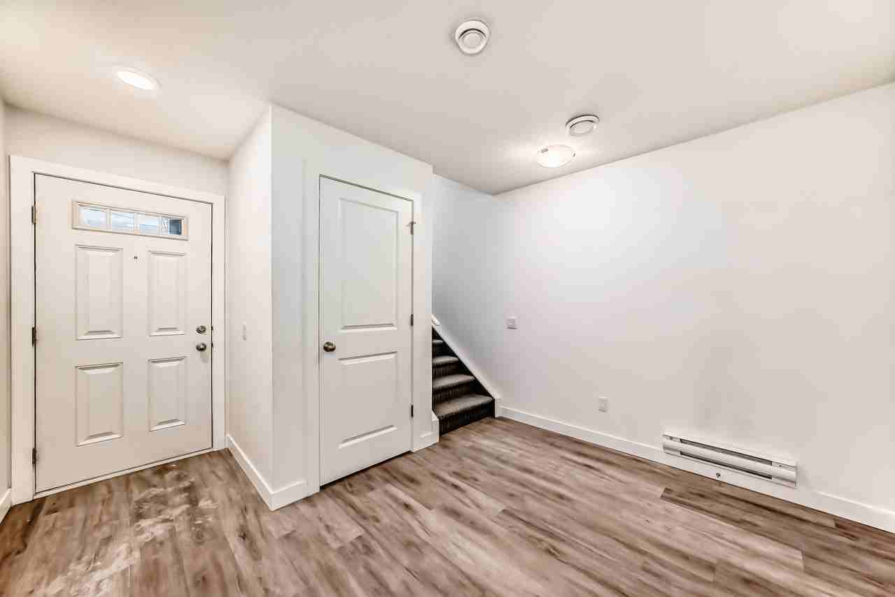 VARUNA TOWNHOMES - Photo 5 of 12