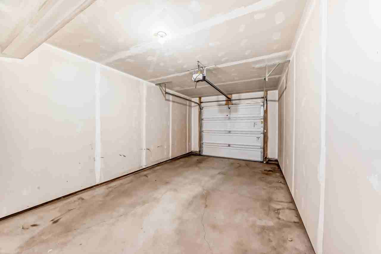 VARUNA TOWNHOMES - Photo 7 of 12