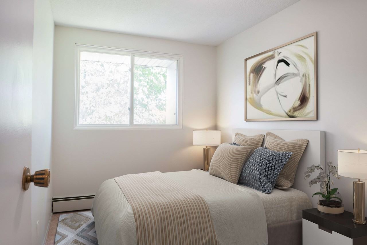 Hamilton Park Plaza - Photo 7 of 9