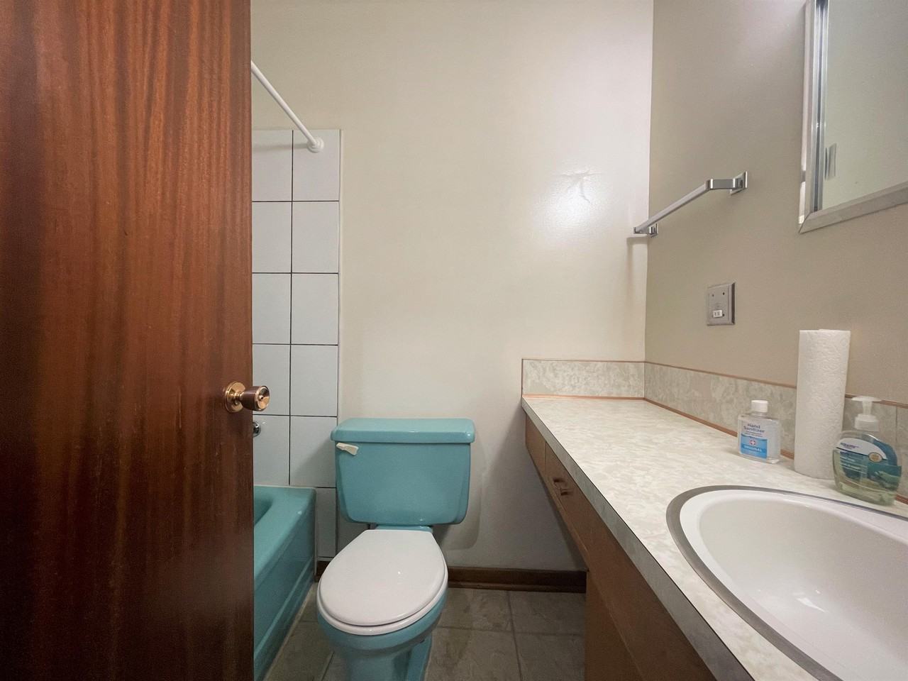 Essex - Photo 4 of 8