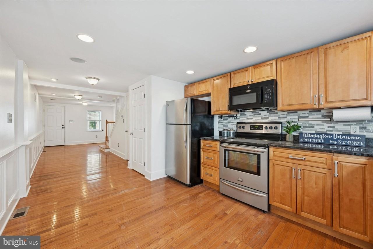 1906 Gilpin Ave - Photo 6 of 15